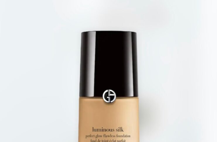 Giorgio Armani Luminous Silk Foundation – A foundation every woman should own