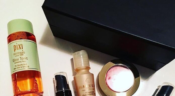 REVIEW MASLOW AND CO. BEAUTY SUBSCRIPTION