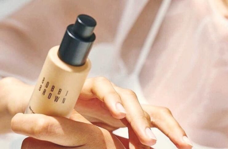 Bobbi Brown Skin Long Wear Foundation Review