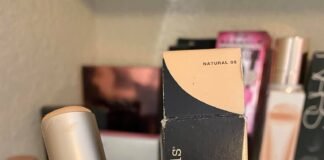 REVIEW BARE MINERALS COMPLEXION RESCUE HYDRATING FOUNDATION STICK