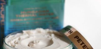 PETER THOMAS ROTH HUNGARIAN THERMAL MINERAL RICH ATOMIC HEAT MASK REVIEW TEXTURE PETER THOMAS ROTH HUNGARIAN THERMAL MINERAL RICH ATOMIC HEAT MASK