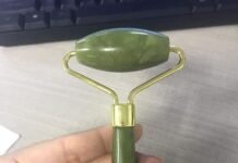 REVIEW | DO YOU NEED A JADE ROLLER?