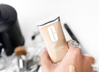 Clinique Even Better Refresh Hydrating And Repair Foundation Review