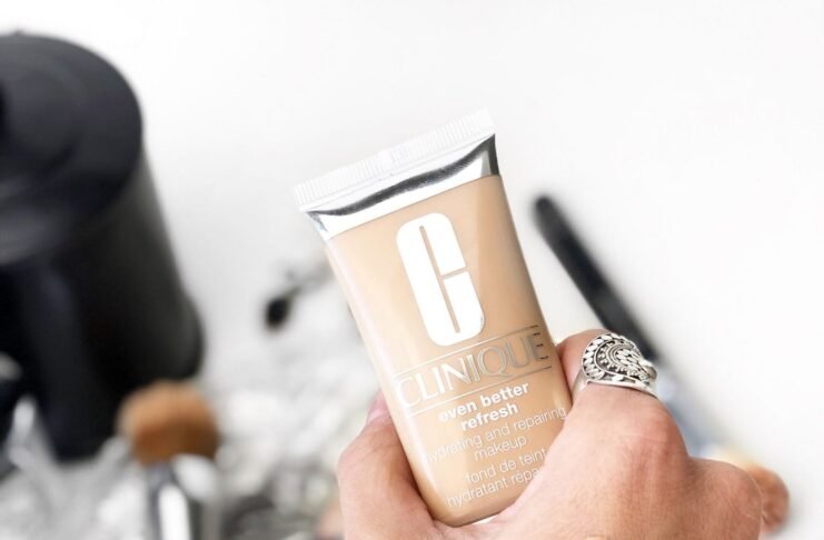 Clinique Even Better Refresh Hydrating And Repair Foundation Review