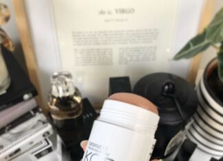 REVIEW KOPARI NATURAL COCONUT DEODORANT Kopari Coconut deodorant is really user-friendly