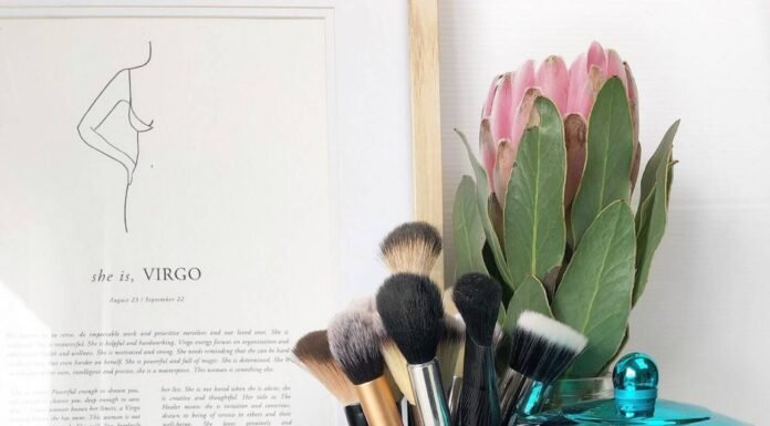 REVIEW KOSAS TINTED FACE OIL