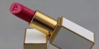 Tom Ford Lipstick – Private Blend Lip Color Collection Pure Pink Lipstick | Review, Swatches and Pictures