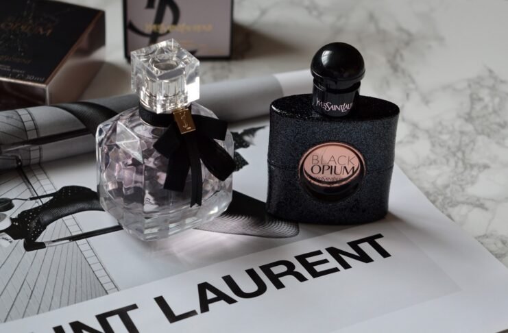 YSL Mon Paris Parfum Review: A Modern Love Letter to Parisian Romance What is y'alls opinion on YSL Mon Paris? : r/Perfumes