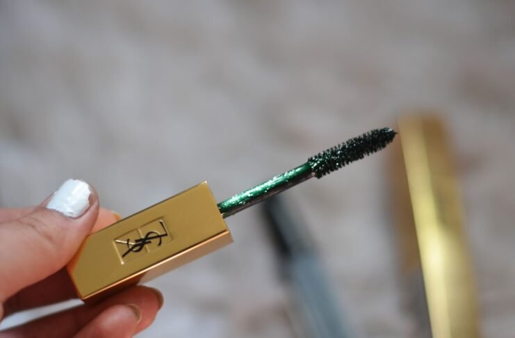 YSL Mascaras Review 2024: Are These Luxury Lashes Worth Your Money? YSL Beauty Lash Clash Mascara Review
