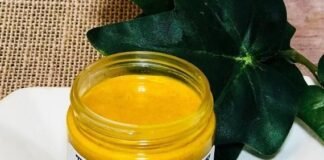 The Ultimate Review: Turmeric Exfoliating Mask – Your Path to Glowing Skin KORA Organics Turmeric Brightening Pore Scrub + Exfoliating Mask