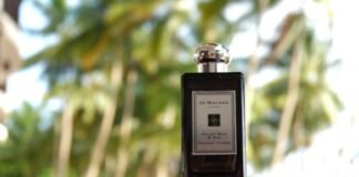 Velvet Rose Oud Review: A Luxurious Journey Through Middle Eastern Elegance Velvet Rose & Oud Jo Malone London for women and men