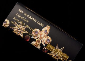 Pat McGrath MatteTrance Lipstick in Vendetta: A Game-Changing Review Vendetta MatteTrance Lipstick - PAT McGRATH LABS