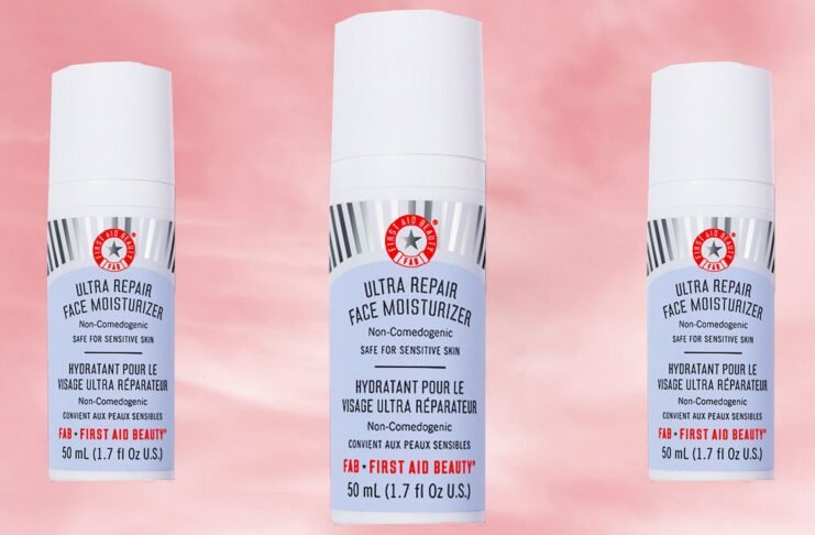 First Aid Beauty Ultra Repair Moisturizer Review: A Game-Changing Solution for Dry Skin? Winter Favorite: First Aid Beauty Ultra Repair Cream Reviewwww.15minutebeauty.com › first